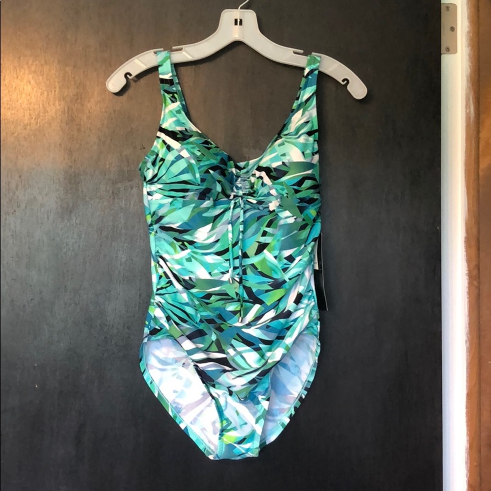 One piece bathing suit